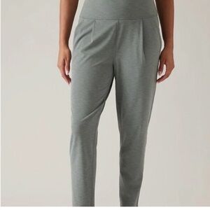 Athleta Elation knit joggers size medium